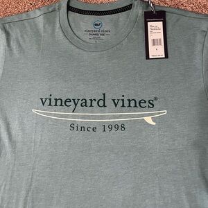 Vineyard Vines T-Shirt Men’s Large 

Brand new with tag